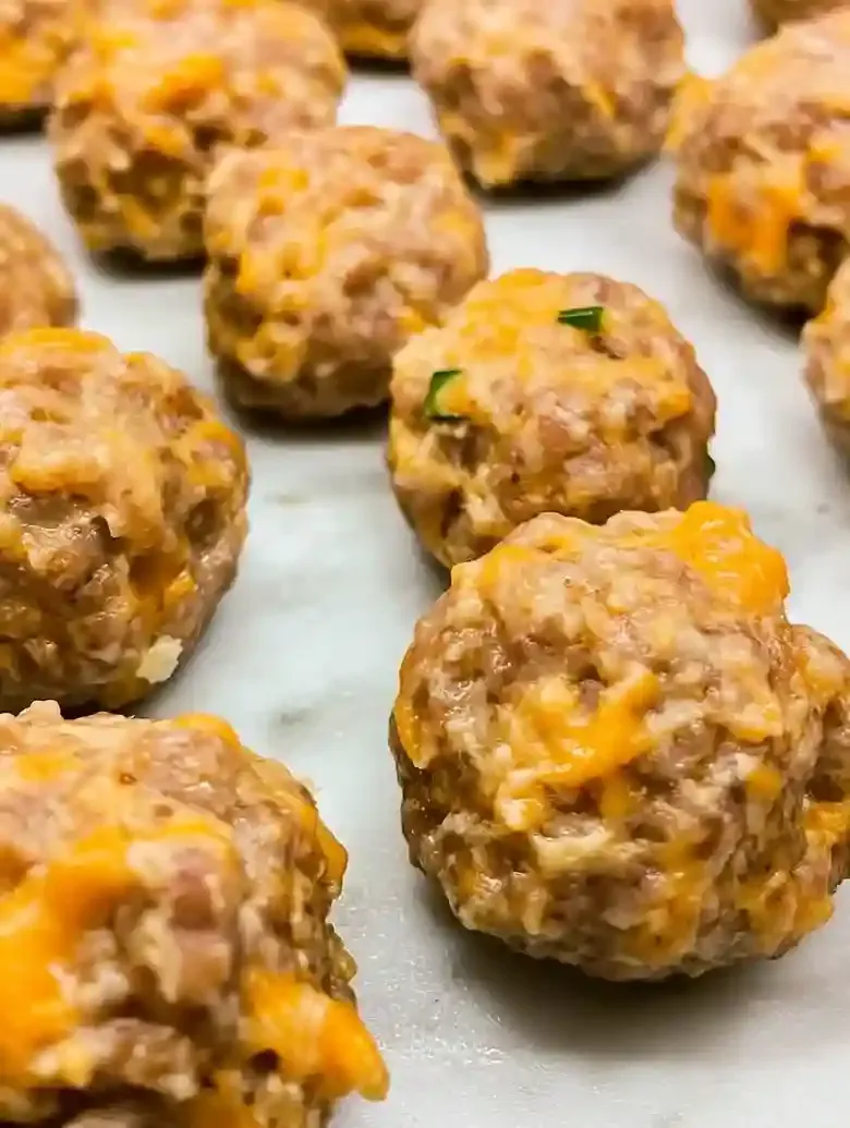 Red Lobster Cheddar Sausage Balls