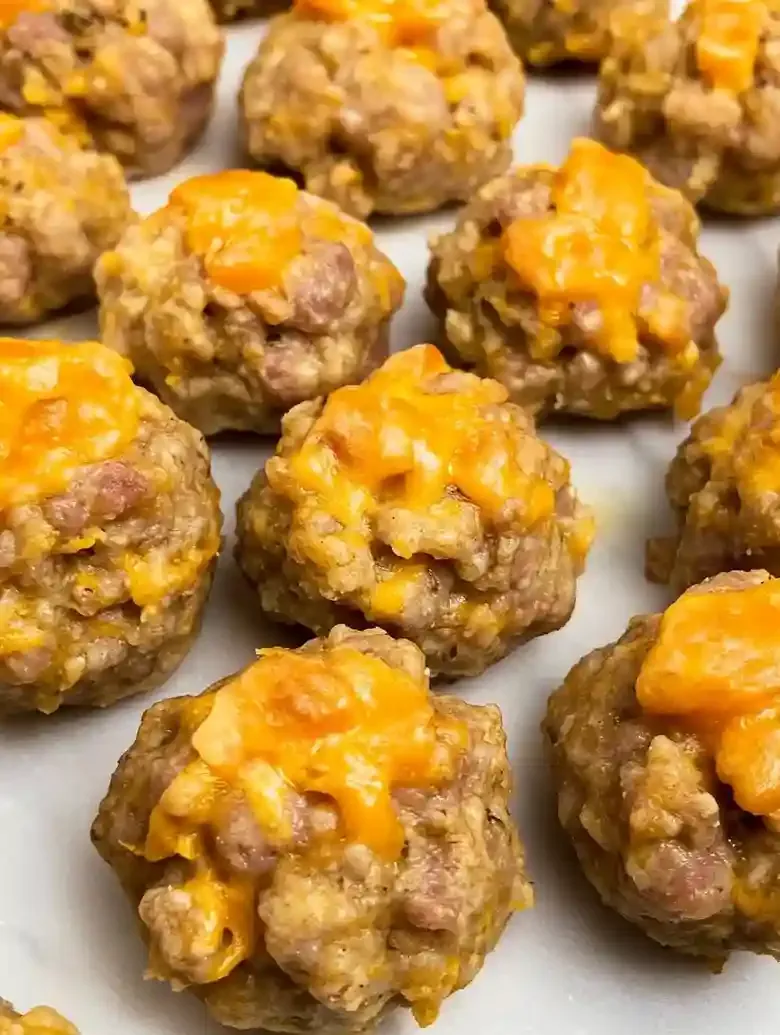 Red Lobster Cheddar Sausage Balls